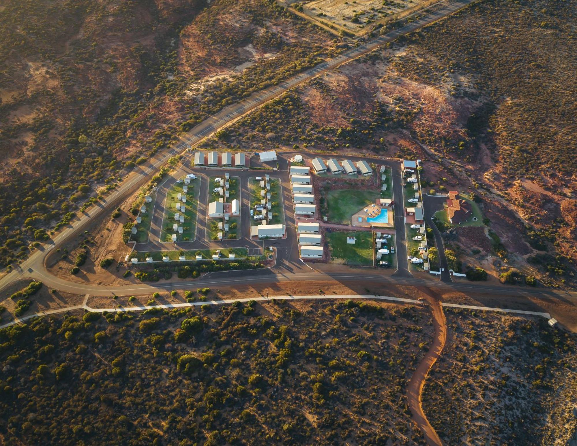 Готель Kalbarri Red Bluff Tourist Park Екстер'єр фото